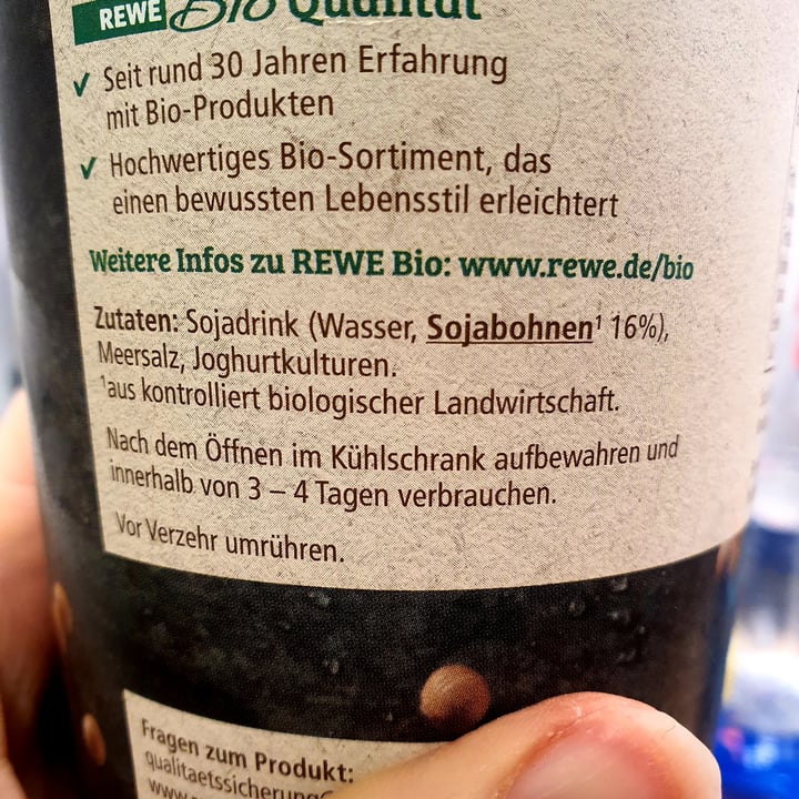 photo of Rewe Bio Sojajoghurt Natur shared by @jeanneloani on  01 Apr 2021 - review