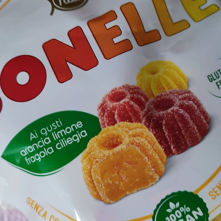 review photo of Fida Bonelle shared by @carmelalafauci on 23 May 2022 - review