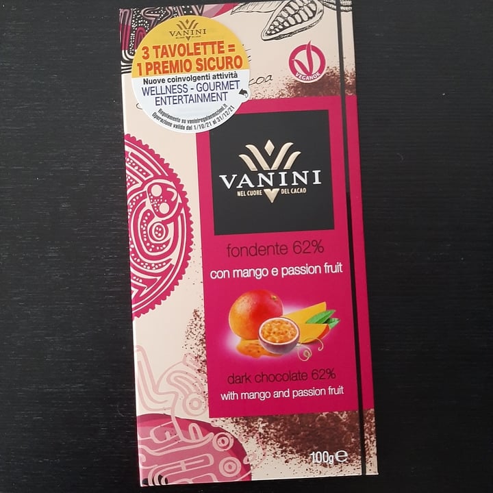 review photo of Vanini Cioccolatini Fondente 62% Mango E Passion Fruit shared by @saracacciatore on 24 Apr 2022 - review