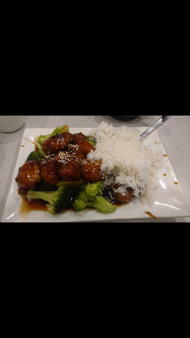 Photo of the dish “Sesame Chicken with Broccoli”