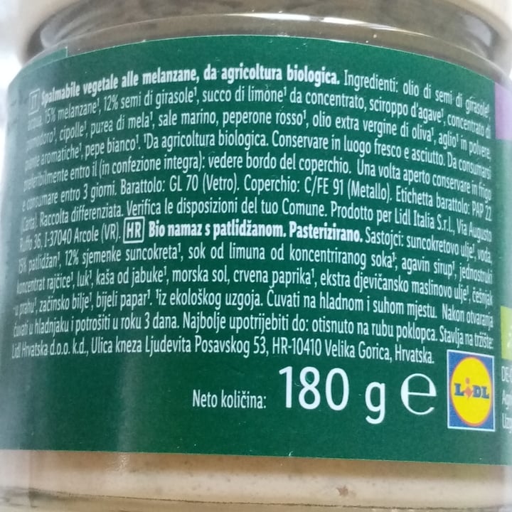photo of Vemondo  Organic Aubergine Spread shared by @valeveg75 on  20 Aug 2022 - review