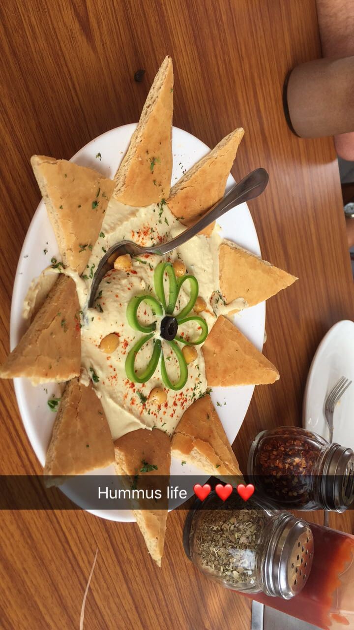 review photo of Skyview Cafe Hummus and pita shared by @komal2694 on 13 Mar 2018 - review