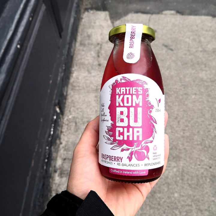 photo of Vegan Sandwich Co Katie's Kombucha - Raspberry shared by @totoro on  01 Sep 2021 - review