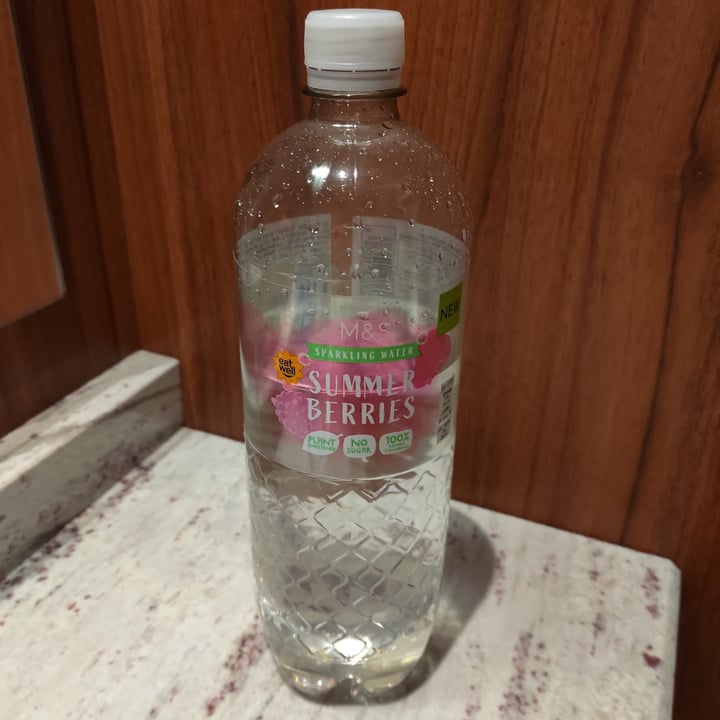 photo of Marks & Spencer Food (M&S) Sparkling Water - Summer Berries shared by @stevenneoh on  22 Jul 2022 - review