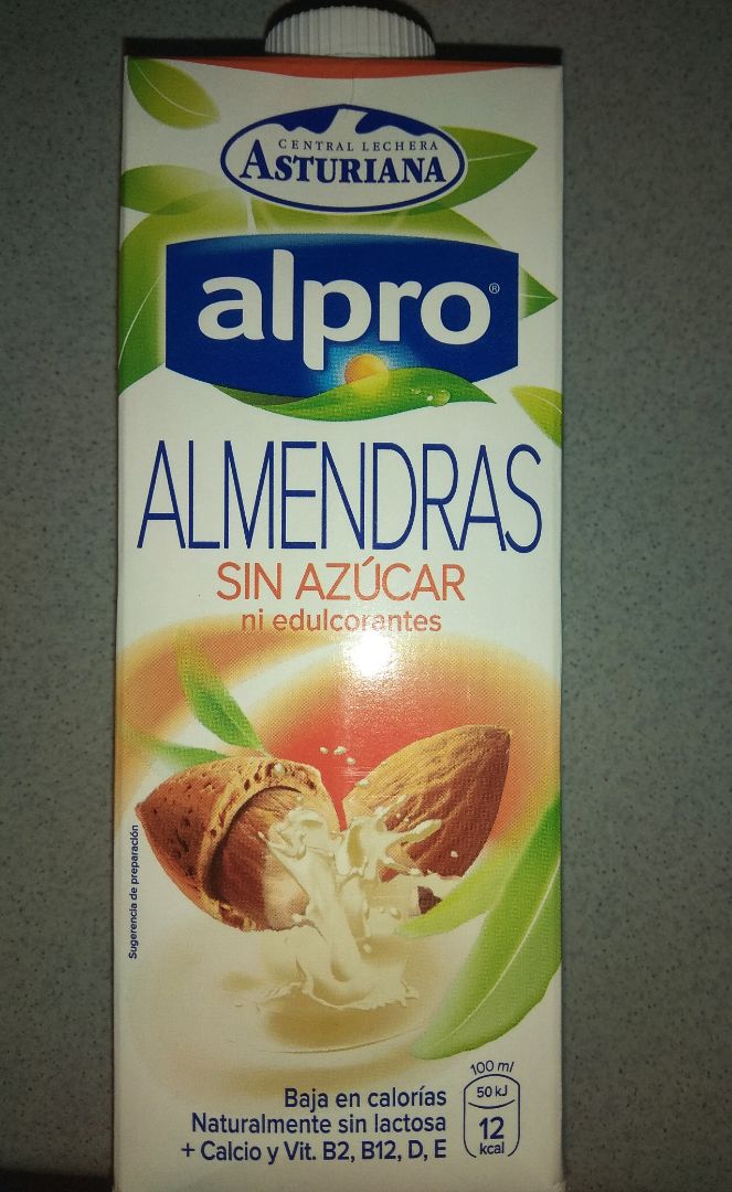 photo of Alpro Leche de Almendras Sin Azúcar ni Edulcorantes shared by @satigar on  29 Jan 2020 - review