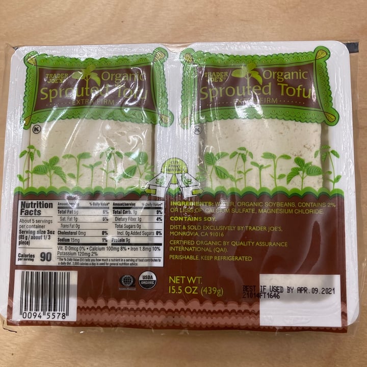 photo of Trader Joe's Organic Sprouted Tofu Extra Firm shared by @nibblenyaka on  04 Mar 2021 - review