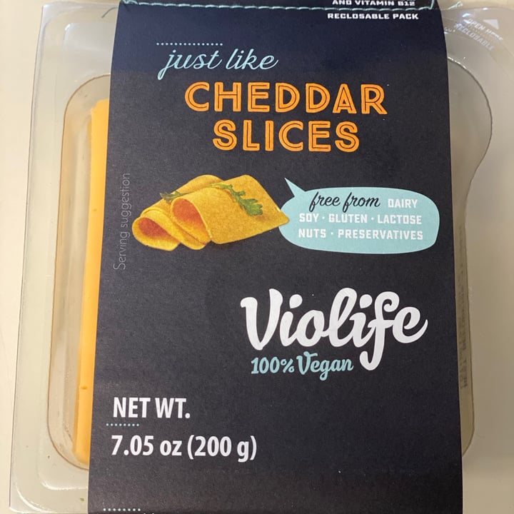 photo of Violife Cheddar Slices shared by @kheidkamp on  08 Jan 2021 - review