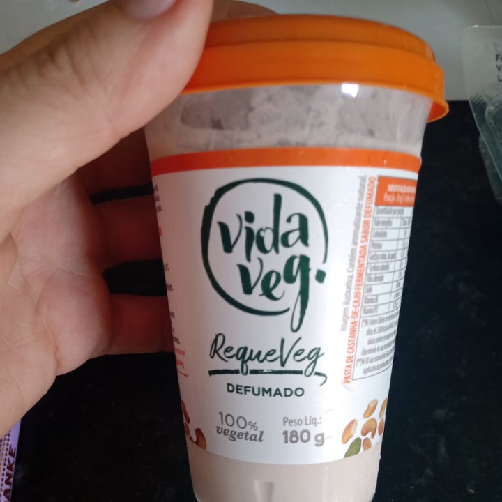 review photo of Vida Veg Requeijão defumado shared by @manurodriguez on 25 Oct 2022 - review