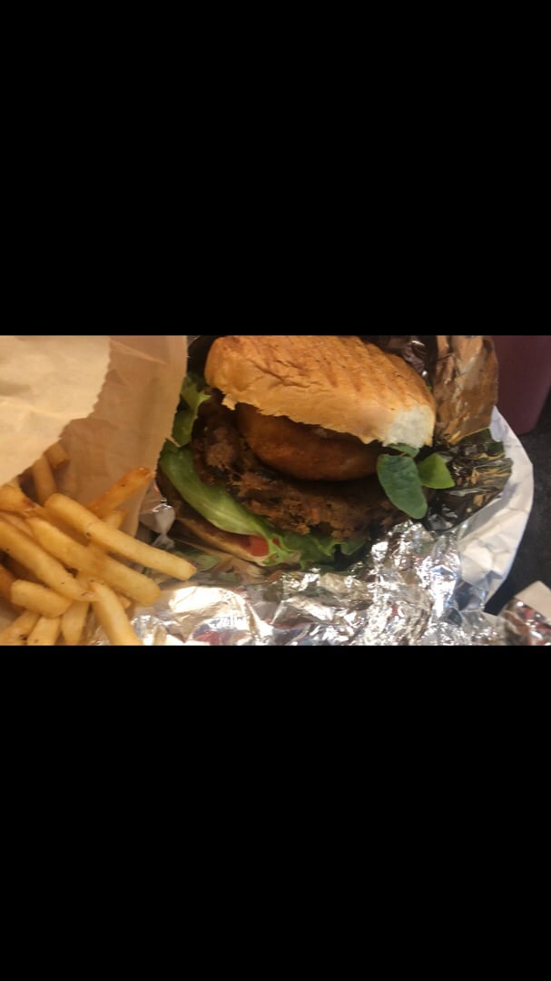 photo of Blossom du Jour Skyscraper Burger shared by @marissaalbrecht on  27 Jun 2019 - review