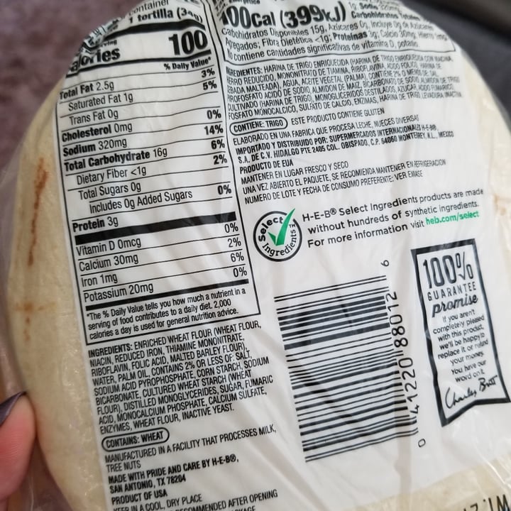 photo of H-E-B Flour Tortillas (Original Fajita - 20) shared by @mclevn on  04 Oct 2021 - review