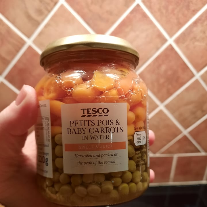 photo of Tesco Tesco Petits poi and carrots shared by @gamechangenewvegan on  15 Feb 2021 - review