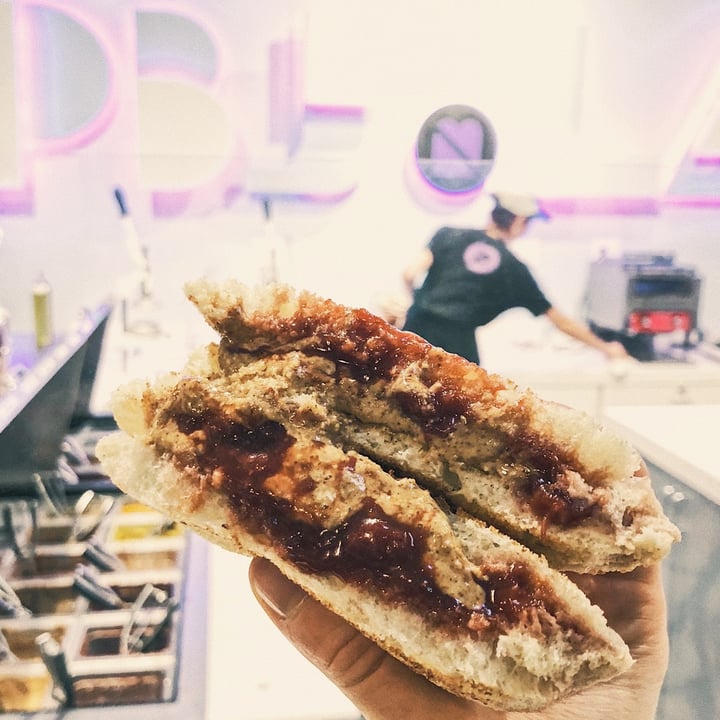 photo of PBJ.LA Ol’ Fashioned PB&J shared by @smasherbrown on  26 Feb 2021 - review