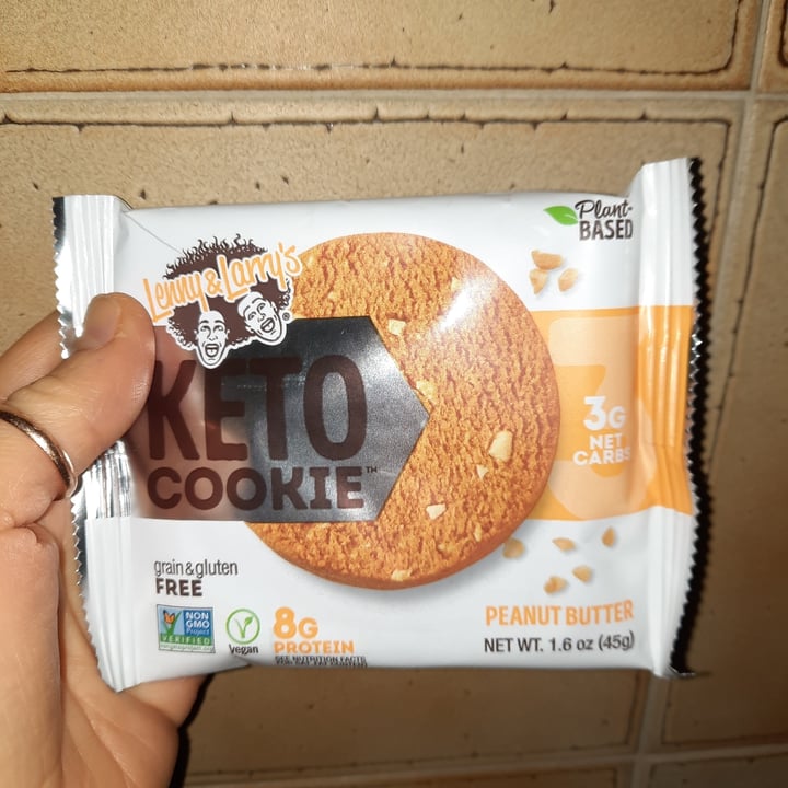 photo of Lenny & Larry’s Keto Peanut Butter Cookie shared by @parvatiplinky on  09 Nov 2021 - review