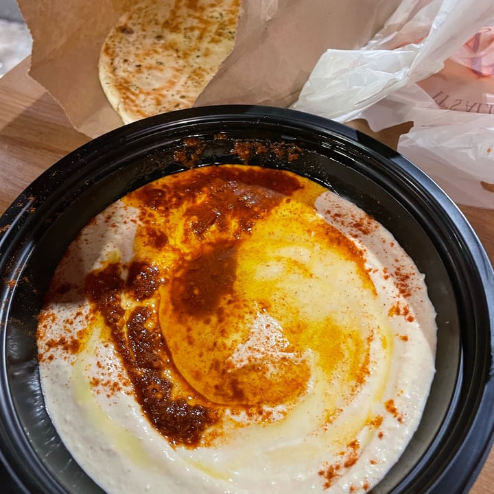 photo of Pita Bakery Hummus (300g tub) shared by @opheeeliaaa on  01 Sep 2021 - review