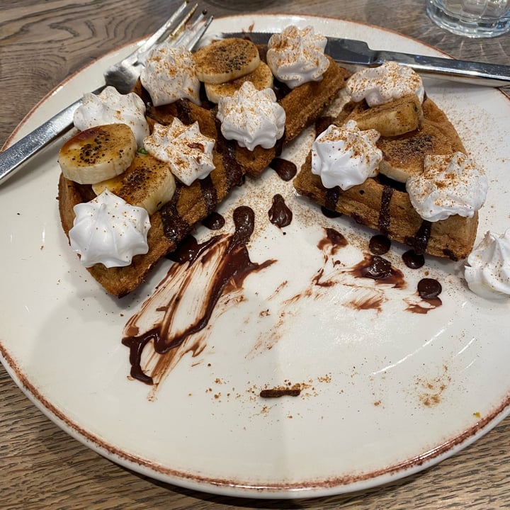 photo of Farmacy Chocolate Chip Waffles shared by @mg94 on  19 Dec 2022 - review