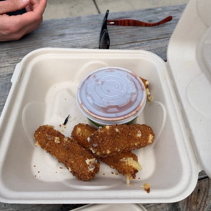 photo of J. Selby's Mozzarella Sticks shared by @klindvall on  02 May 2021 - review