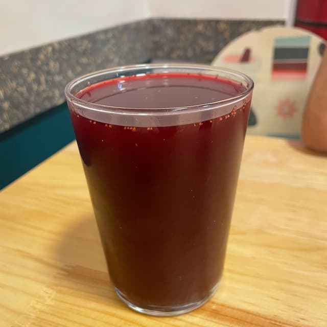 Photo of the dish “jugo de betabel”