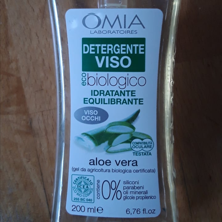 photo of Omia Laboratoires Detergente viso shared by @elee on  20 Apr 2022 - review