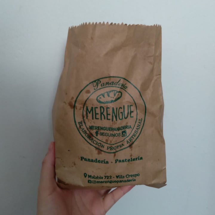 photo of Panadería Merengue Factura con membrillo shared by @ondavegan on  20 Jan 2022 - review