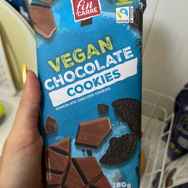 photo of Lidl Chocolate con Galletas shared by @elenaxgr on  07 Jul 2022 - review
