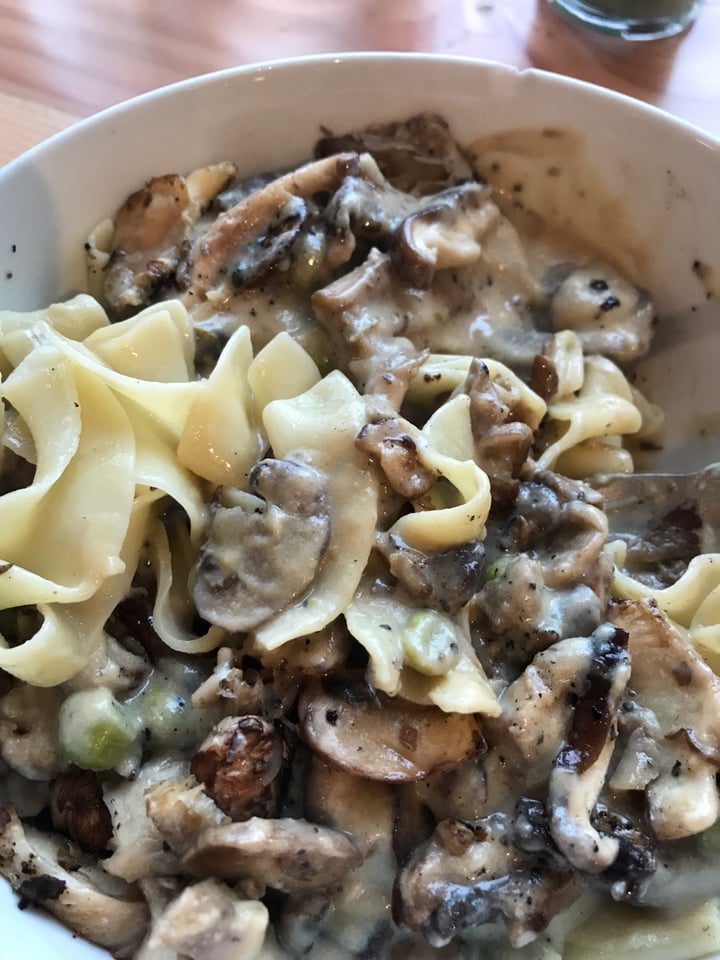 photo of Cleveland Vegan Mushroom Stroganoff shared by @veganerupting on  26 Mar 2019 - review