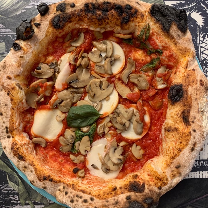 photo of Pizzeria Assaje D.O.P Vegana shared by @hazelone on  30 Jun 2022 - review