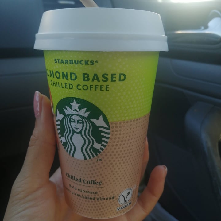 photo of Starbucks Almond Based Iced Coffee shared by @emanuelaa on  25 Jun 2022 - review