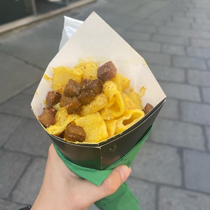 photo of Savurè Carbonara vegana shared by @simoneludovico on  27 May 2022 - review