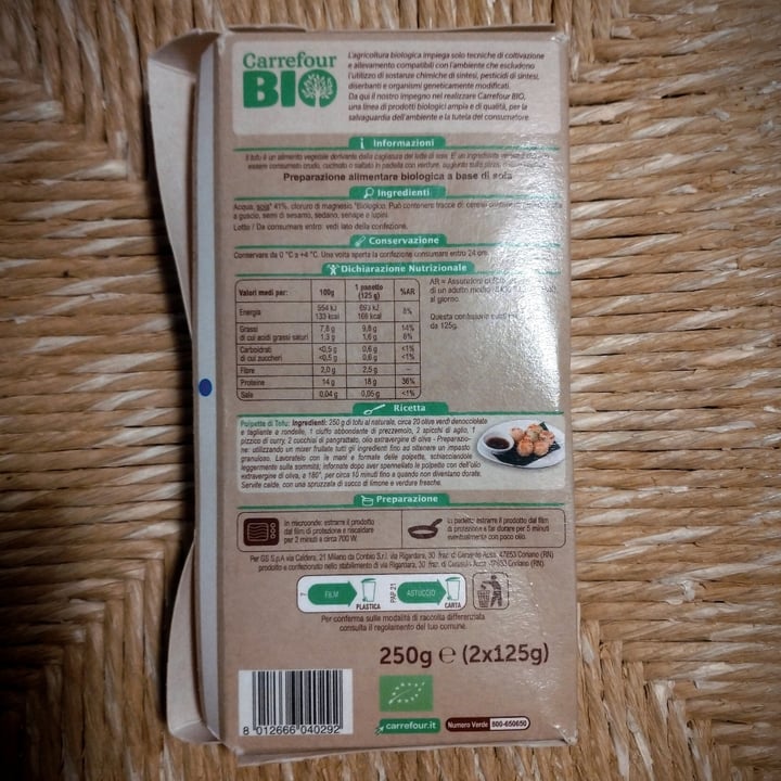 photo of Carrefour Bio Tofu al naturale shared by @geb on  05 Dec 2022 - review