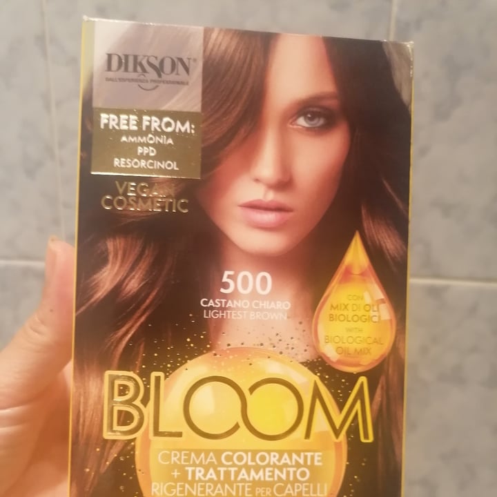photo of Dikson Crema colorante + trattamento rigenerante per capelli shared by @clap95 on  20 Aug 2021 - review