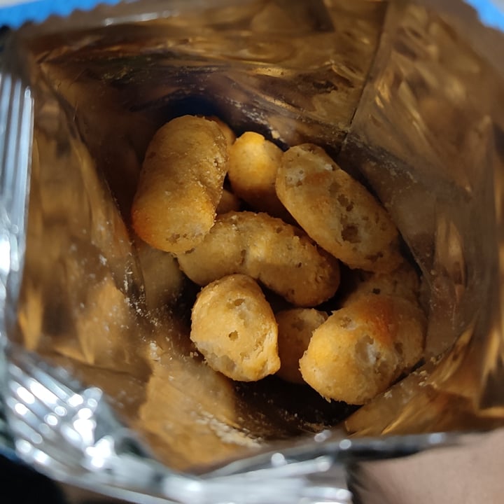 photo of Tega Foods trusnack puff shared by @leveganito on  29 Nov 2022 - review