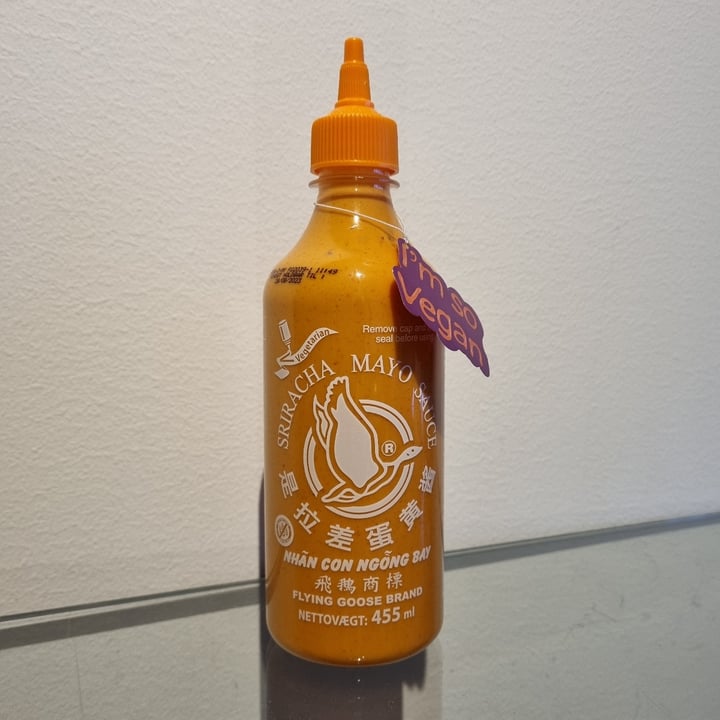 photo of Flying Goose Brand Shiracha Mayo-Styled Dipping Sauce shared by @angelicamarchetti on  12 Jul 2022 - review