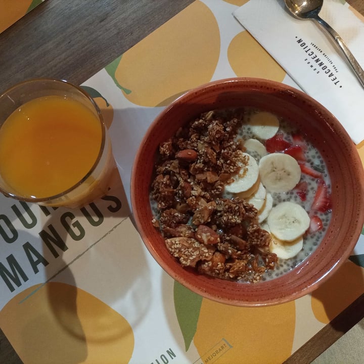 photo of Tea Connection Chia bowl shared by @julisvegan on  10 Mar 2022 - review