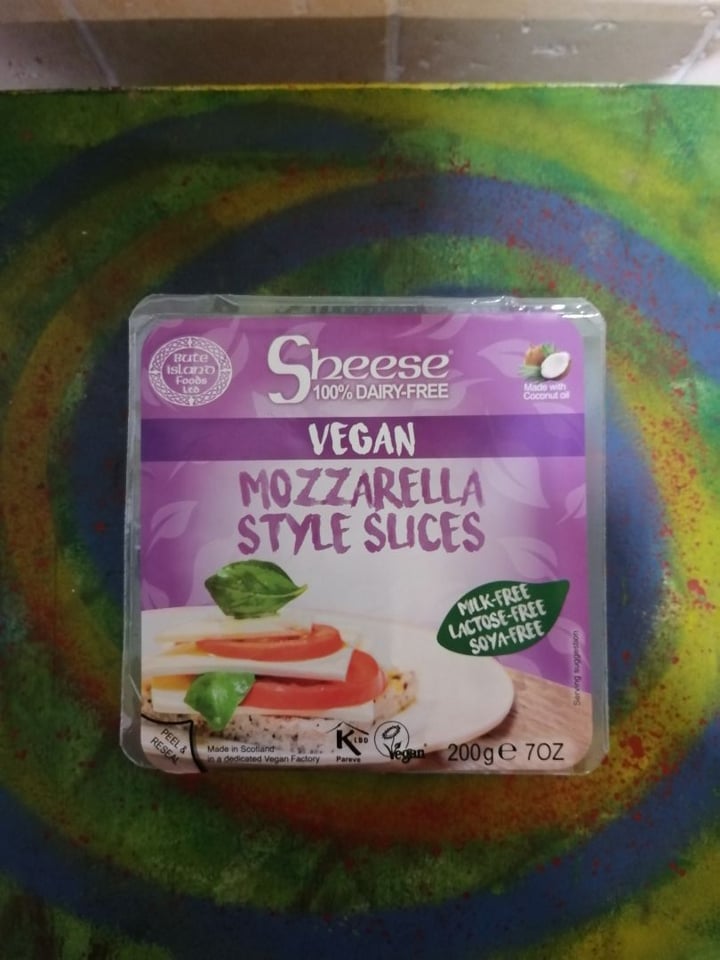 photo of Bute Island Foods Mozzarella Style Slices shared by @leitugavioleta on  10 Apr 2020 - review