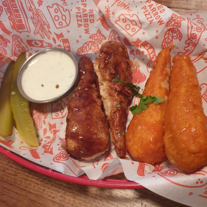 photo of Red Sparrow Pizza No Chicken Wings shared by @oskarvin on  01 Jan 2021 - review