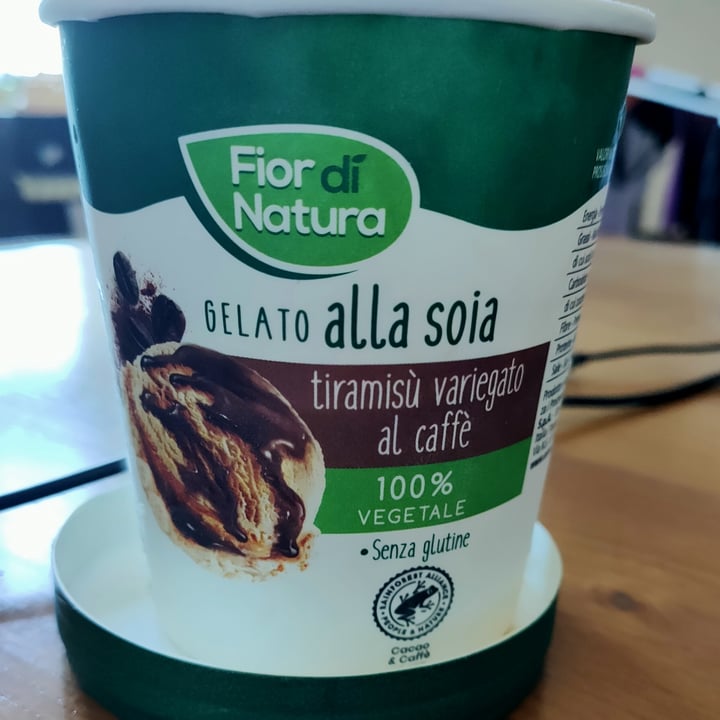 review photo of Fior di Natura Gelato alla Soia Tiramisù Variegato al Caffè shared by @vegankiyo on 18 Apr 2022 - review