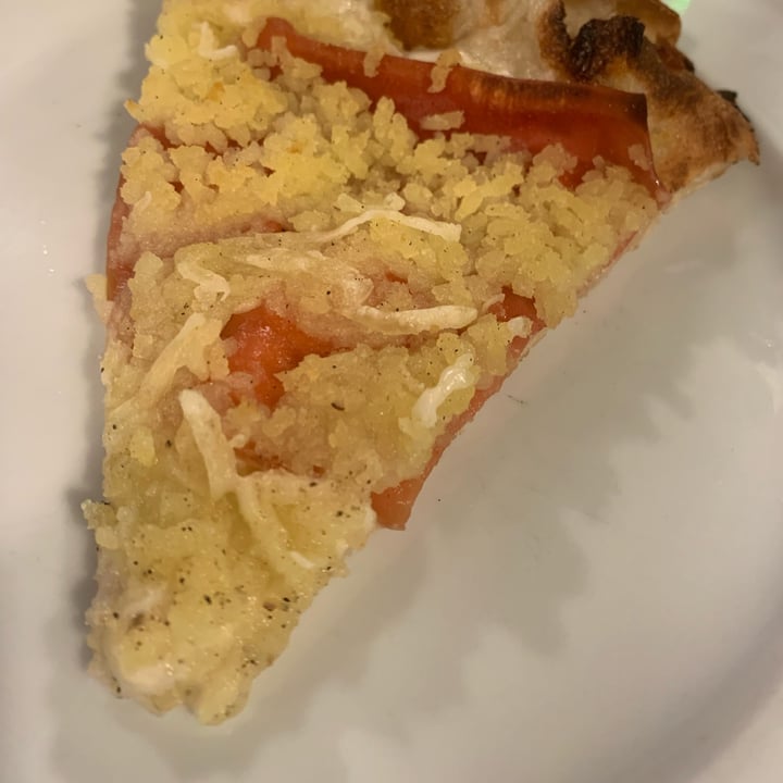 photo of Sustable Pizza Fiocco vegana shared by @serenacos on  14 Apr 2022 - review