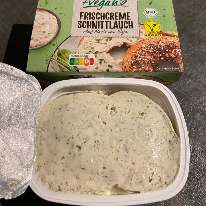 review photo of Rewe Bio Frischcreme Schnittlauch shared by @ninoo on 03 Dec 2022 - review