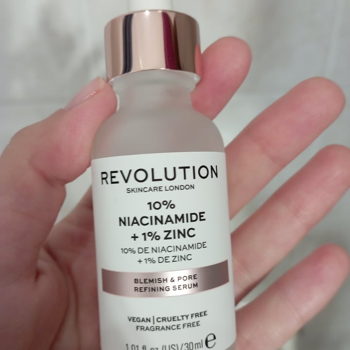 photo of Revolution Beauty Serum Niacimida 10% Zinc 1 % shared by @maagamaa on  26 Oct 2022 - review