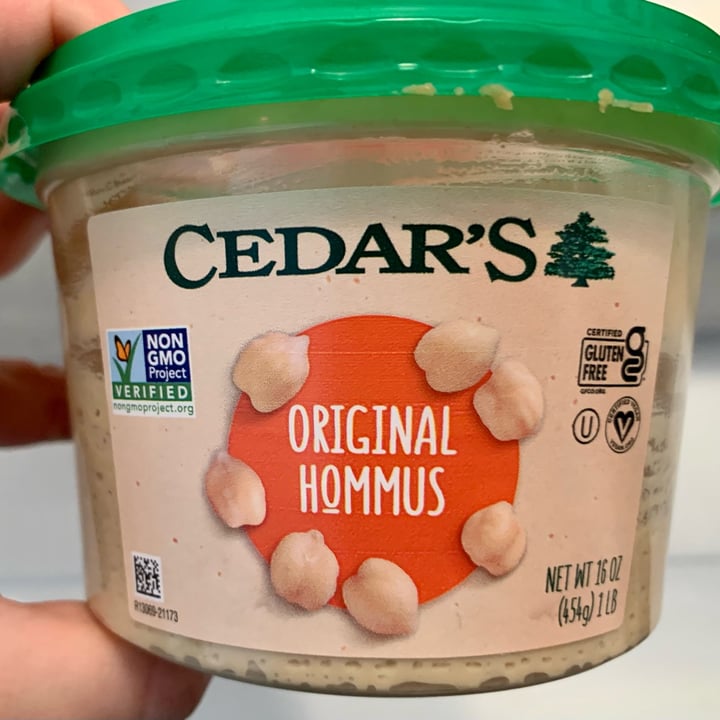 review photo of Cedar's Foods Original Hommus shared by @hmhughes on 20 Jan 2022 - review