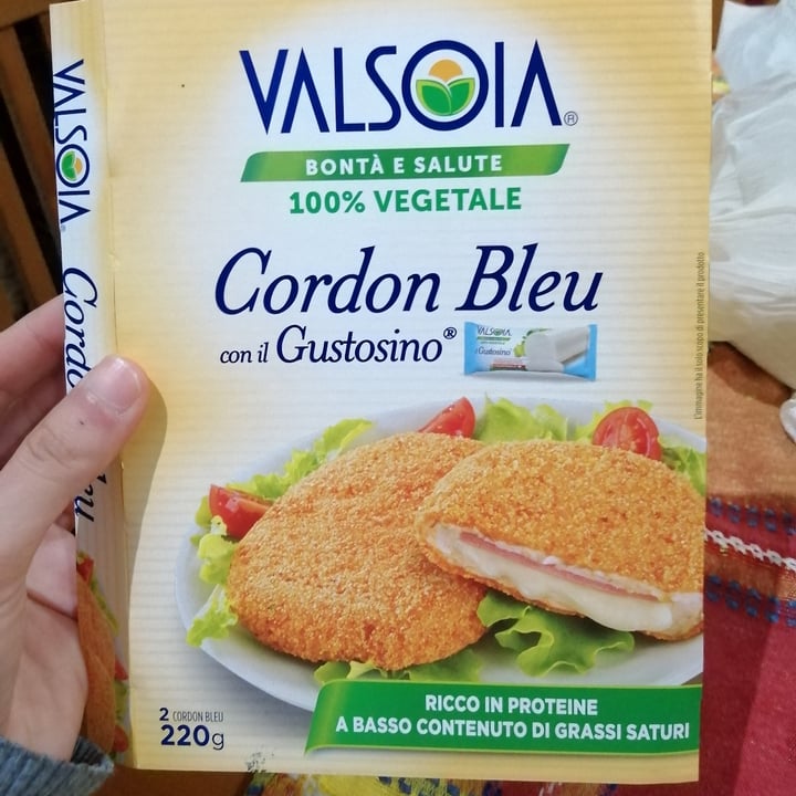review photo of Valsoia Cordon Bleu con il Gustosino shared by @saraimbrogno on 24 Apr 2022 - review