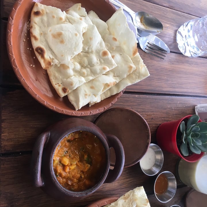 photo of Garam Handi Curry Seide con Naan shared by @andipandi on  23 May 2019 - review