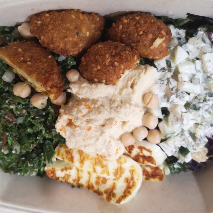 photo of Beirut Grill Falafel bowl shared by @minarobert on  01 Sep 2021 - review