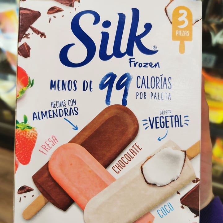 photo of Silk Frozen Paletas 4 Piezas shared by @erimch on  28 Apr 2020 - review