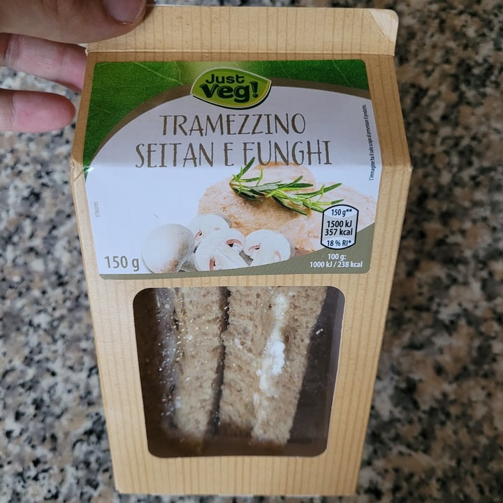 photo of Just Veg! (ALDI Italy) Tramezzino seitan e funghi shared by @a1ex on  17 Aug 2022 - review