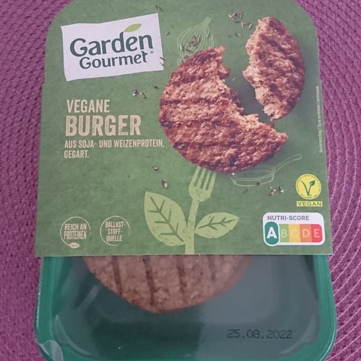 photo of Garden Gourmet Burger Soia Saporito shared by @alssa on  13 Aug 2022 - review