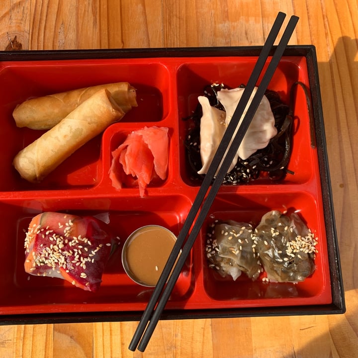 photo of Pure Café Asian Bento Box shared by @drdodd on  04 Jan 2023 - review