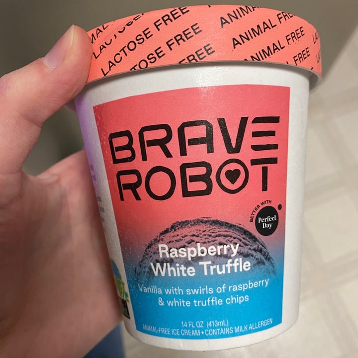 photo of Brave Robot Brave Robot Raspberry White Truffle Animal-Free Dairy shared by @snl017 on  23 Dec 2021 - review