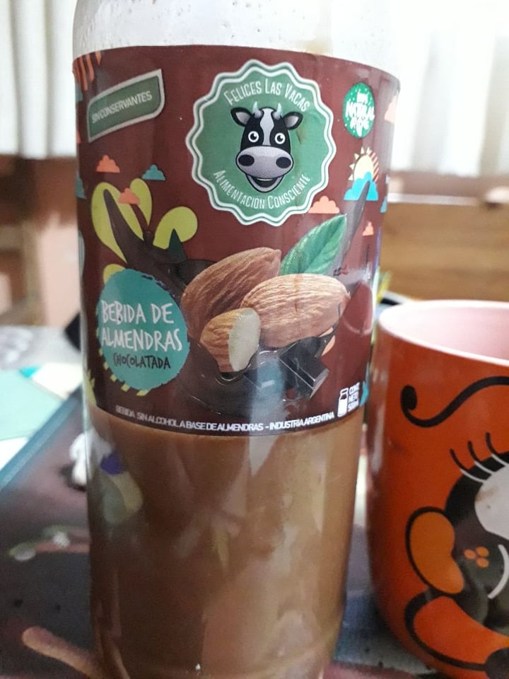 photo of Felices Las Vacas Bebida de Almendras Chocolatada shared by @longnajamonster on  05 Dec 2019 - review
