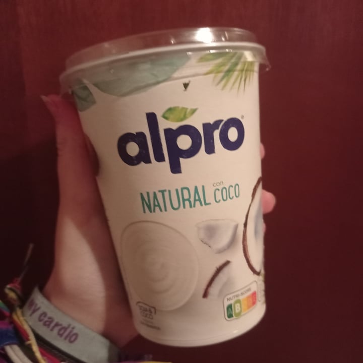 photo of Alpro Natural Con Coco Yogurt shared by @soyuncoci on  10 Dec 2020 - review
